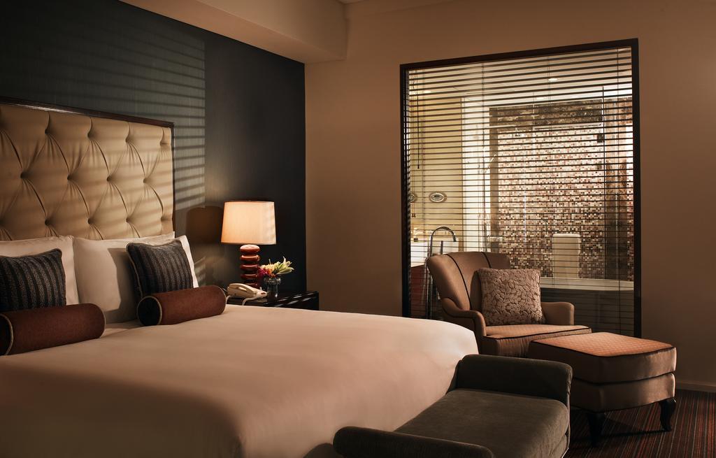 Joy Nostalg Hotel And Suites Manila Managed By The Ascott Limited Pasig City Exterior photo